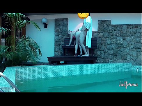 ❤️ A főnök meghívja a szobalányt a medencébe, de nem tud ellenállni egy forró ❤ Házi készítésű pornó at hu.liporno.ru ️❤